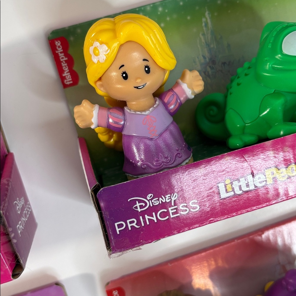 👑✨ NIB Bundle Fisher-Price Disney Princess Figure Sets, 6 different sets ✨👑 - Picture 13 of 16